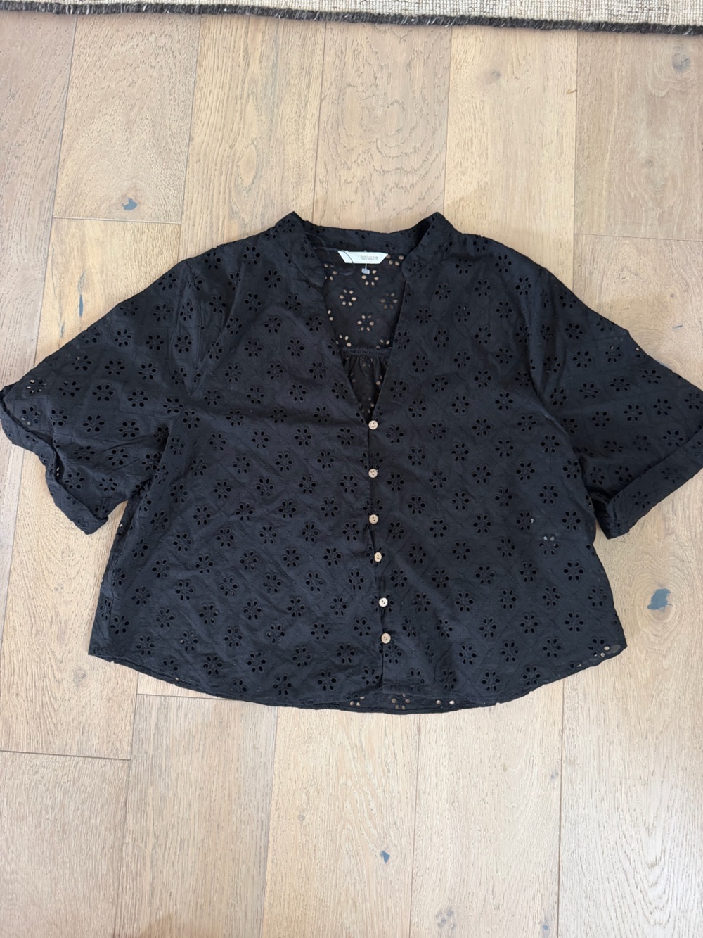 Zara Black Eyelet Embroidered Button Down Short Sleeve Blouse Top Size XL